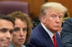 Cuối cùng bí mật ngôn ngữ cơ thể của ông Trump trong phiên tòa đã được giải mã