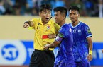 Tin sáng (8/4): Trọng tài cho Nam Định hưởng penalty từng bị treo còi vĩnh viễn