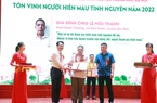 Người đàn ông có số lần hiến máu cứu người gần gấp đôi tuổi đời