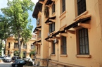 Ngắm vẻ đẹp cổ điển của trường đại học trăm tuổi ở Hà Nội