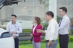 Nguyễn Thị Oanh nhận thưởng xe Peugeot 2008 hơn 900 triệu đồng