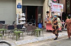 Vỉa hè ở hồ Tây tiếp tục bị chiếm dụng để kinh doanh
