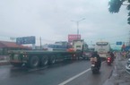 Thuê ô tô tự lái để đi trộm xe máy ở miền Tây