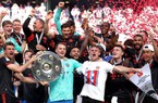 Vô địch Bundesliga lần thứ 11 liên tiếp, Bayern lập nên nhiều siêu kỷ lục