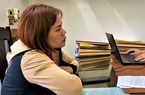 "Tú bà" môi giới mại dâm cho 2 nữ nhân viên dưới 18 tuổi