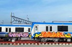 Bắt kẻ vẽ bậy đoàn tàu metro lao động công ích?