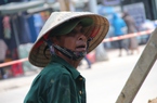 Hà Tĩnh: Người lao động nghèo mưu sinh dưới "chảo lửa" miền Trung