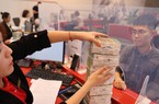 Sau đua tăng, ngân hàng lại đua giảm lãi suất huy động