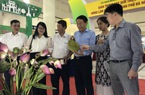 Sầu riêng Đắk Lắk, mận Sơn La... "đắt khách" tại phiên chợ nông sản vùng miền