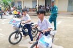 Khánh Hòa: Trao tặng 1.496 suất quà cho người dân khó khăn