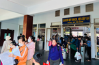 Người dân mua vé tàu lễ 2/9 sớm, ga Sài Gòn tăng cường nhiều tàu phục vụ