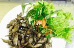 Bắt cá rô non chiên giòn ăn cùng rau sống, châm nước mắm chua ngọt ở Cà Mau, ăn rồi xuýt xoa
