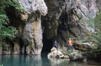 Đây là hang động đá vôi đẹp nhất tỉnh Yên Bái, phát lộ từ năm 2009 mà giờ vẫn hoang sơ đến bất ngờ