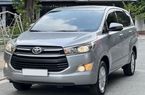 Bán 3 tháng không "trôi", Toyota Innova xuống giá khó tin