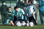 B.Bình Dương “giải cứu” Công Phượng khỏi Yokohama FC?