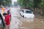 Cộng đồng trầm trồ trước khả năng lội nước “cực đỉnh” của xe điện VinFast