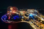 Phú Quốc: Hàng chục ngàn người đổ về Sunset Town ngắm pháo hoa, “đi chợ” đầu năm mới