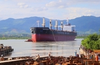  Quảng Ninh hạ thủy tàu chở hàng rời tải trọng 45.000 DWT tại nhà máy đóng tàu Hạ Long