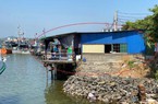 Quảng Ngãi: Lộng hành lấn chiếm, san lấp trái phép khu vực cảng để kinh doanh