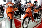 Honda Wave Alpha màu cam về đại lý, khuyến mãi nửa triệu đồng