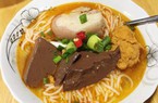 Quán bún bò, vả trộn đặc trưng ở đất Huế nhất định phải thử