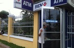 Chưa đến Tết, ATM đã đồng loạt “lỗi mạng”