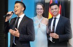 Nam ca sĩ Việt khiến khán giả trầm trồ khi được Tổng thống Đức tặng quà đặc biệt là ai?