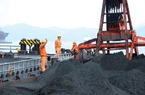 Vì sao Việt Nam phải vừa nhập, vừa xuất khẩu than?
