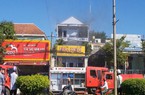 Thanh niên 17 tuổi phóng hỏa đốt nhà nghỉ vì bạn gái mất xe máy
