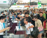 Cao điểm nghỉ lễ 30/4 - 1/5, sân bay Nội Bài có đón khoảng 94.000 lượt khách 