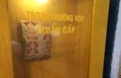 Chỉ dùng trong trường hợp khẩn cấp, hỡi các sinh viên