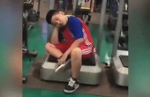 Đang buồn ngủ mà phụ huynh lại "đẩy" đi tập gym