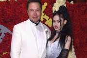 Bạn gái của Elon Musk tuyên bố muốn được chết trên Sao Hỏa