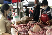 Giá lợn hơi lại bốc hơi, nông dân than rẻ quá trời mà nhập khẩu thịt vẫn tăng 300%