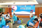 Sacombank cùng Hội Doanh nhân trẻ Việt Nam triển khai chương trình "ATM Hiến máu cứu người"
