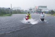 Tối hôm qua, bão số 5 suy yếu thành áp thấp nhiệt đới