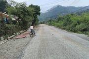 Tuyến đường gần 100 tỷ chưa thi công xong đã có dấu hiệu hư hỏng ở Lạng Sơn: Do ngấm nước?!