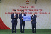  Hỗ trợ 2 tỷ đồng xây nhà Đại đoàn kết cho Sơn La
