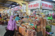 Tiểu thương chợ sỉ lớn nhất Sài Gòn sốt ruột, Tết tới nơi mà chưa thấy khách