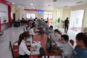 Vay vốn làm vườn - ao - chuồng, nuôi bò "khổng lồ", nông dân phất lên trông thấy