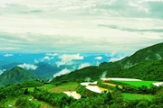 Ngắm “biển” mây bồng bềnh đẹp như tiên cảnh ở Lai Châu