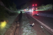 Sơn La: Xe máy va chạm với xe ô tô khách trên Quốc lộ 6, 3 người tử vong