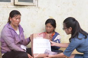 "Mẹ đỡ đầu" nâng bước cho trẻ em có hoàn cảnh khó khăn ở vùng cao Lai Châu