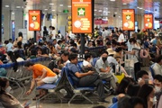 Ưu tiên phát triển xe buýt, đã đủ để “giải cứu” sân bay Tân Sơn Nhất?