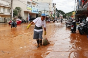 Xử lý công trình lấn suối gây ngập ở Đà Lạt: Thành lập các tổ rà soát các công trình vi phạm chỉ giới suối
