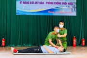 Hòa Bình: Cảnh báo nguy cơ đuối nước trẻ em