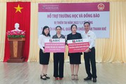 Đà Nẵng: Bảo hiểm Agribank tài trợ trang thiết bị dạy học cho 2 trường bị thiệt hại do mưa lũ 