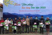 Hội Nông dân tỉnh TT-Huế tặng quà Tết cho gia đình hội viên, nông dân có hoàn cảnh khó khăn 