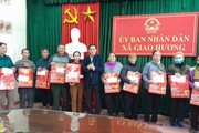 Hội Nông dân Nam Định trao tặng hơn 1.700 suất quà Tết cho nông dân nghèo