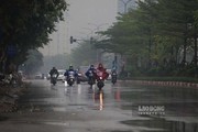Sử dụng ô tô trong điều kiện thời tiết nồm ẩm thế nào cho bền xe, an toàn?